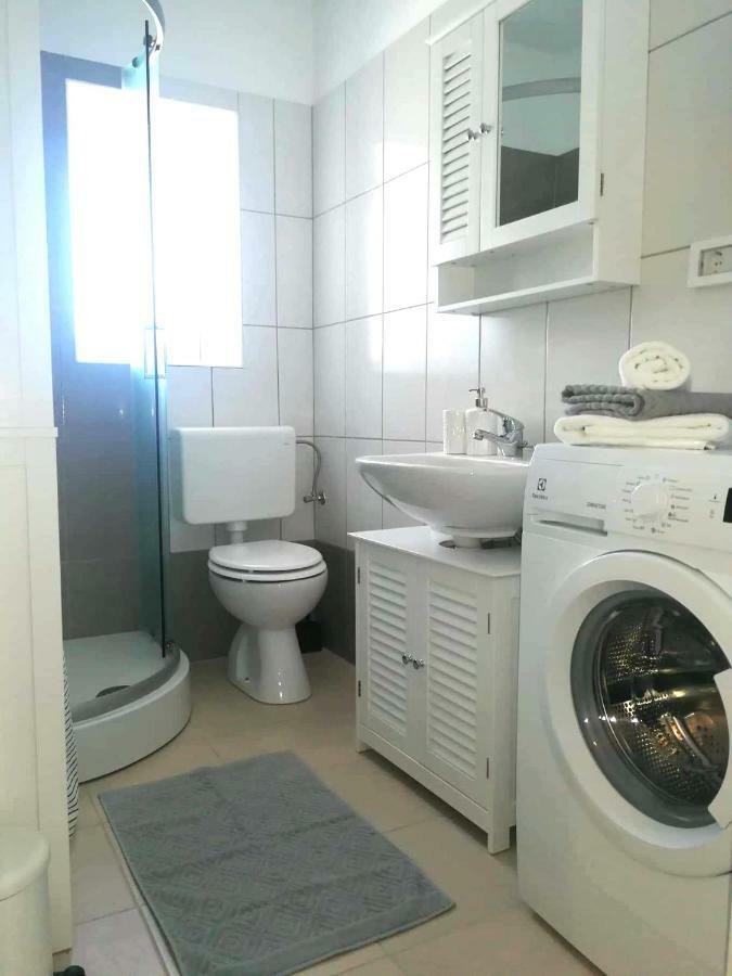 Apartment Seashell Šišan Bagian luar foto