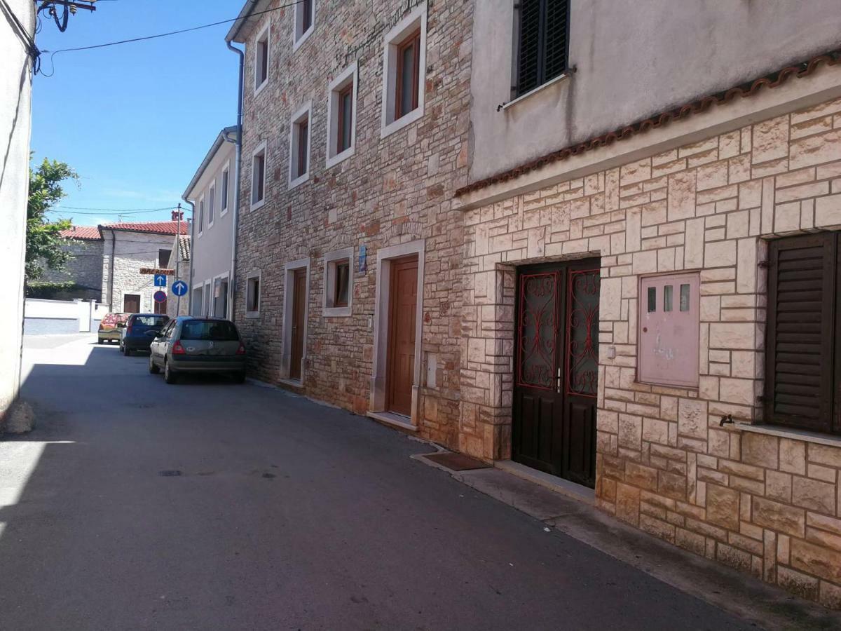 Apartment Seashell Šišan Bagian luar foto